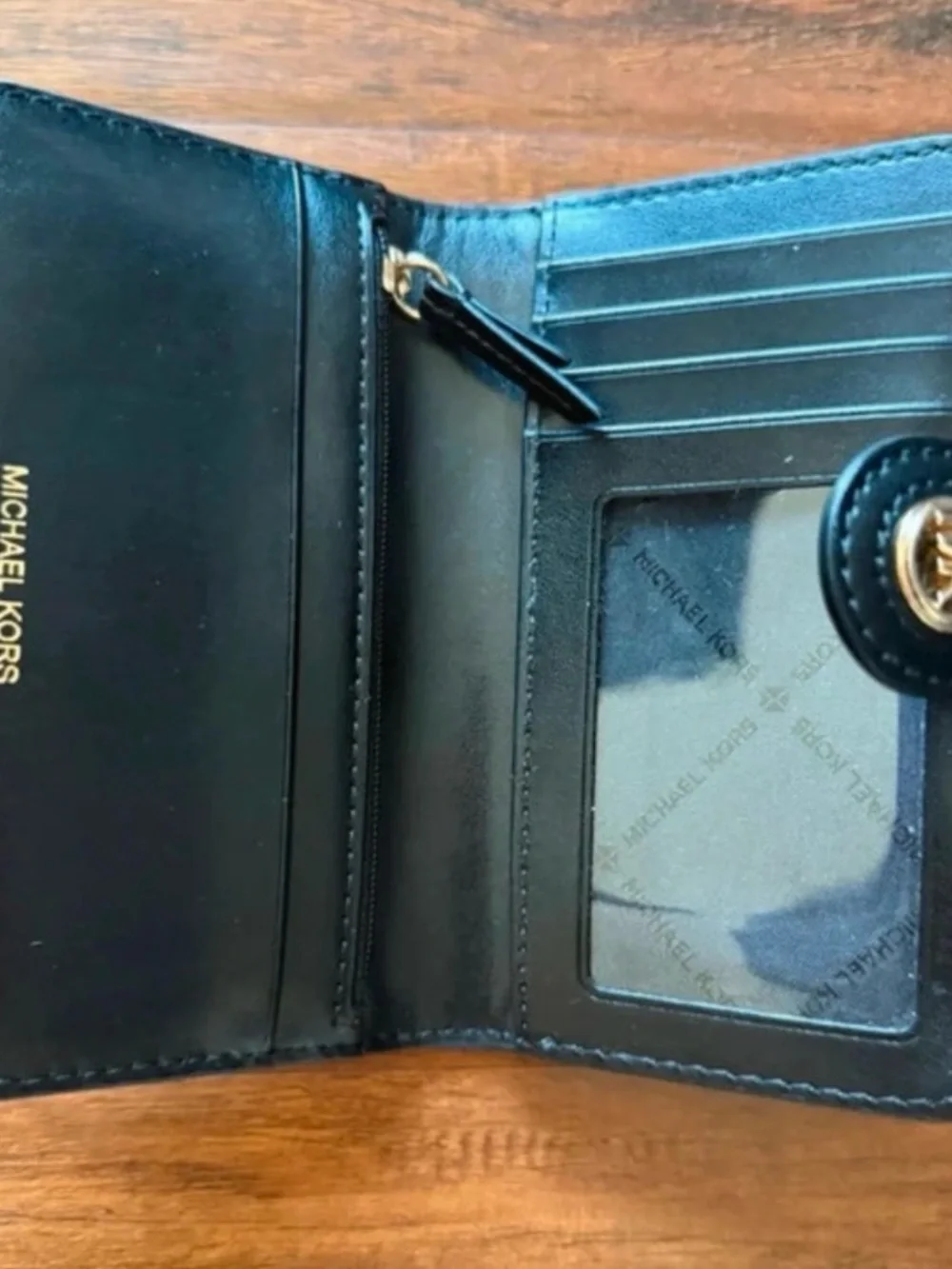 Michael Kors Black Leather charm medium Tab Leather Bifold Wallet